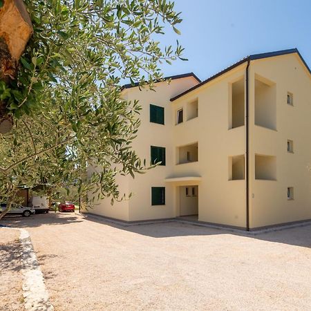 Apartmani Mara Пакоштане Екстер'єр фото