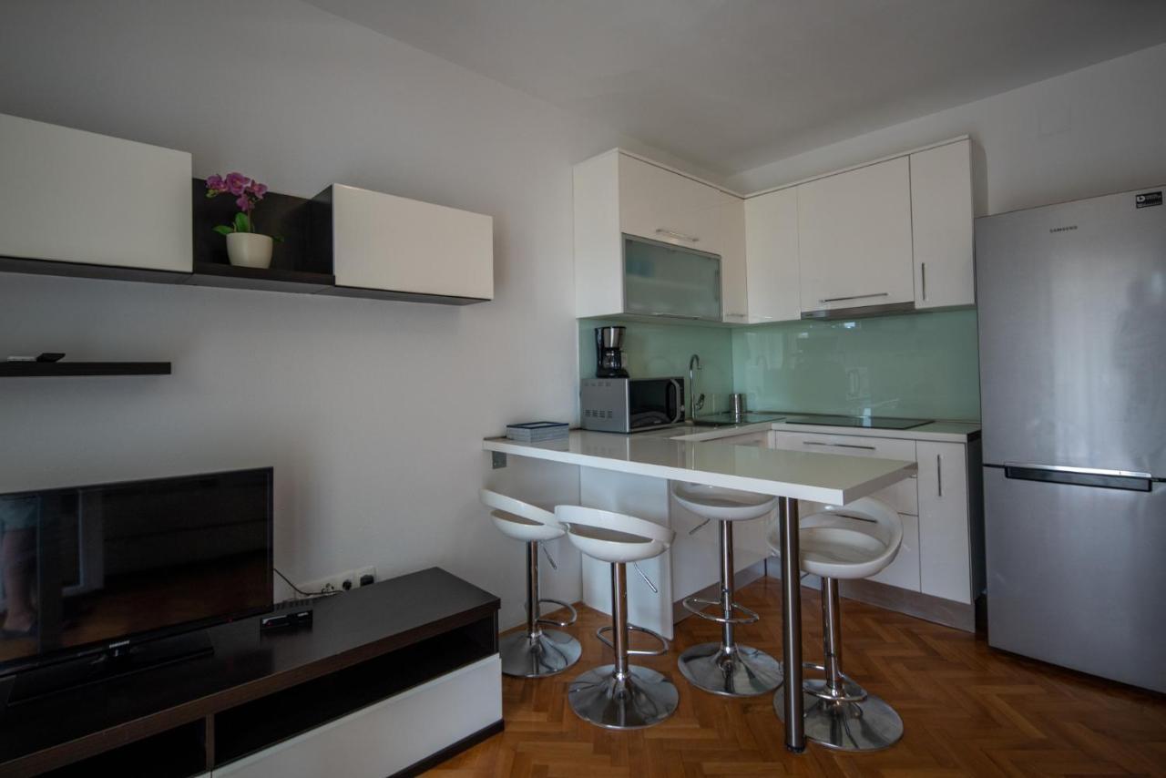 Apartmani Mara Пакоштане Екстер'єр фото
