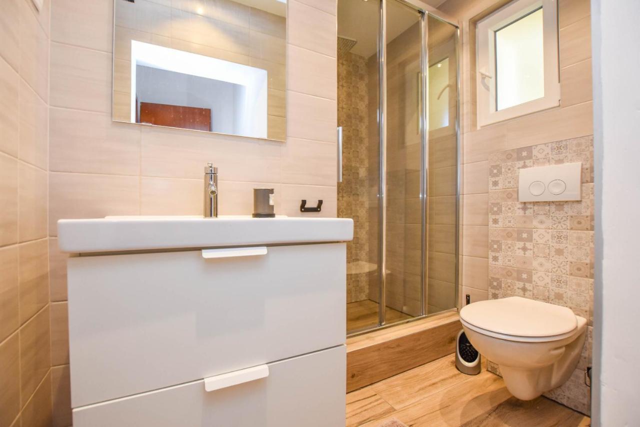 Apartmani Mara Пакоштане Екстер'єр фото